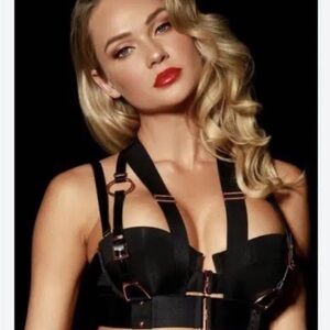 Honey Birdette Carter Bra Black & Rose Gold Strappy Size 32DD
